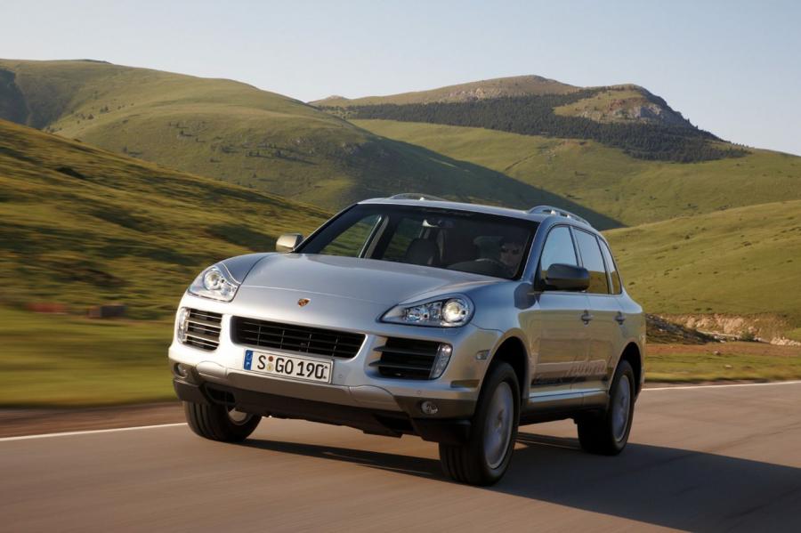  Porsche Cayenne S Hybrid 2007 года  (фото 19 из 21)